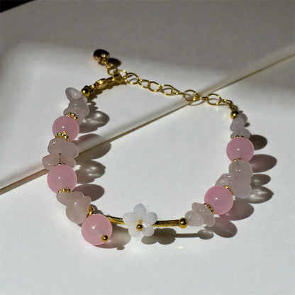 Rosé Quartz Charm Bracelet – zart, feminin & einzigartig